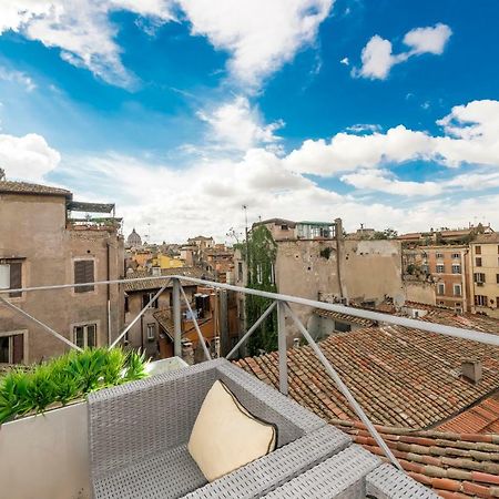Two Bedrooms Apartment With Solarium With View On San Peter Church And Sant'Angelo Castle โรม ภายนอก รูปภาพ